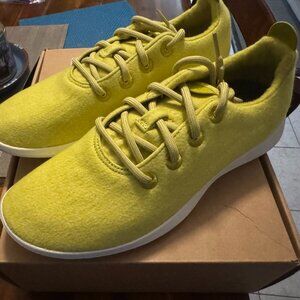 BNIB Allbird Wool Runners - Size 10